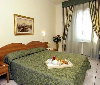 Xxii Marzo Apartment Milán 0*,  Italia